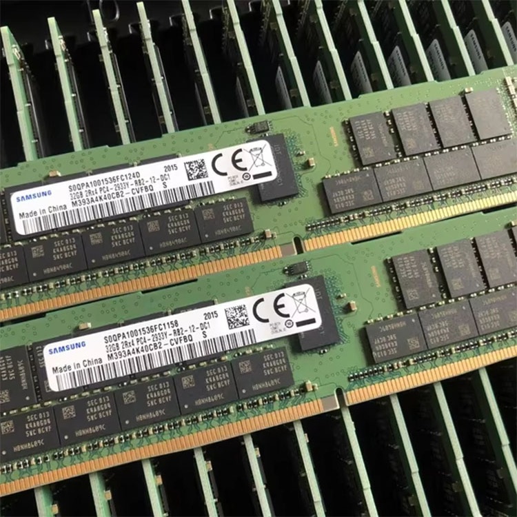 Does a Database Server Need Faster Memory or More Capacity?