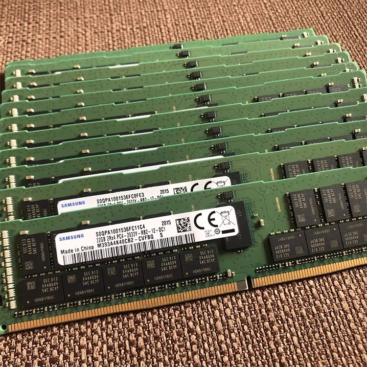 Does a Database Server Need Faster Memory or More Capacity?